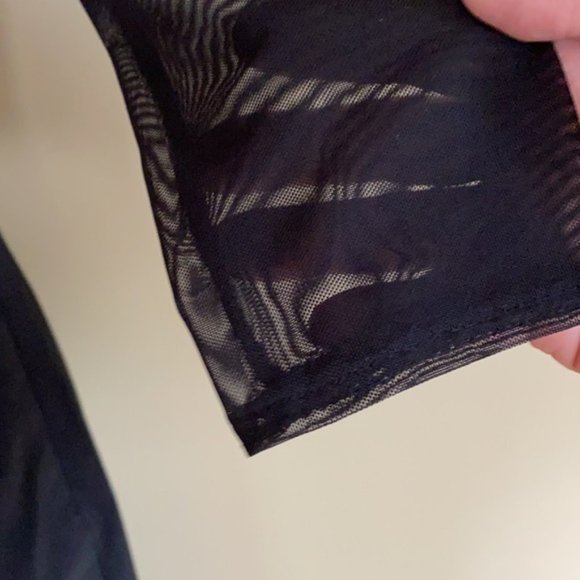 Guess Black 3/4 Sheer Sleeve Dress - Size 6 - Picture 7 of 14